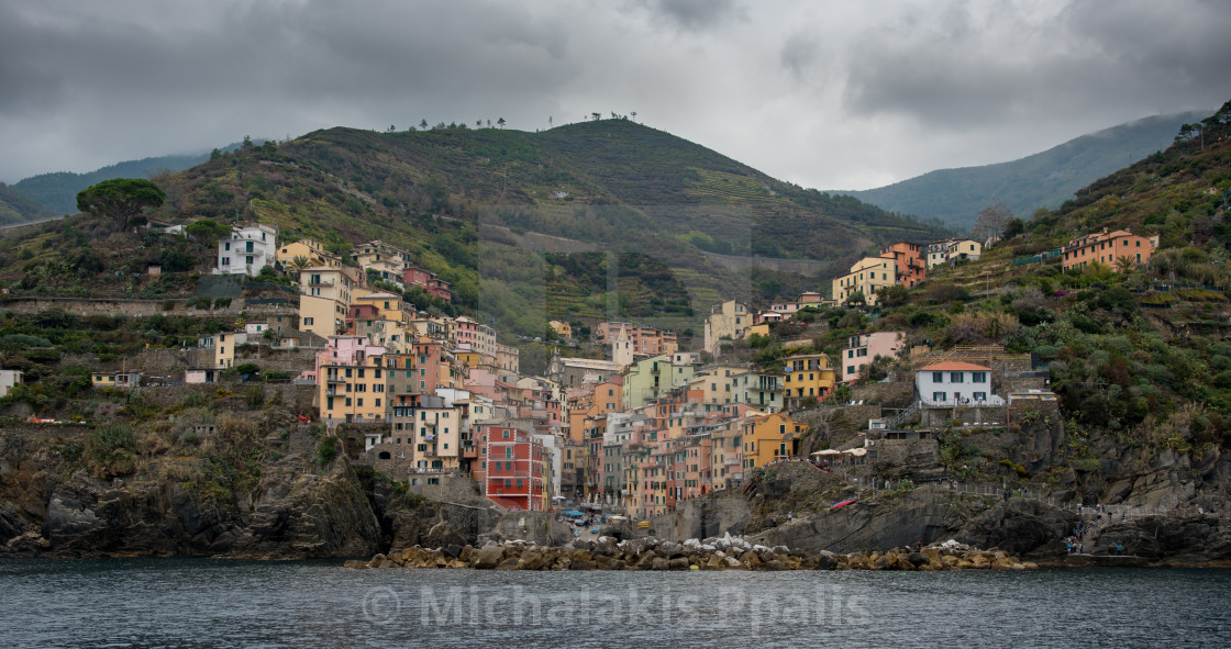 "Village of Manarola with colourful houses at the edge of the cliff Riomaggiore,Cinque Terre, Liguria, Italy" stock image