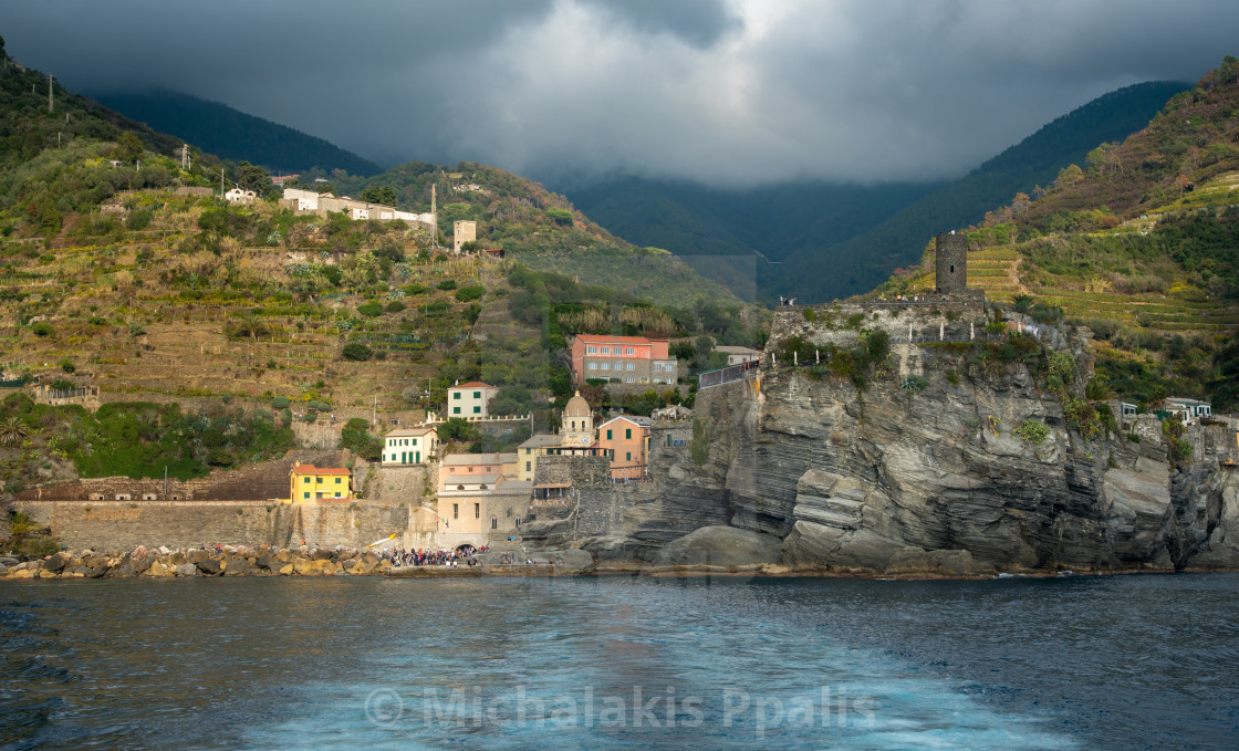 "Village of vernazza at the edge of the cliff Riomaggiore, Cinque Terre, Liguria, Italy" stock image