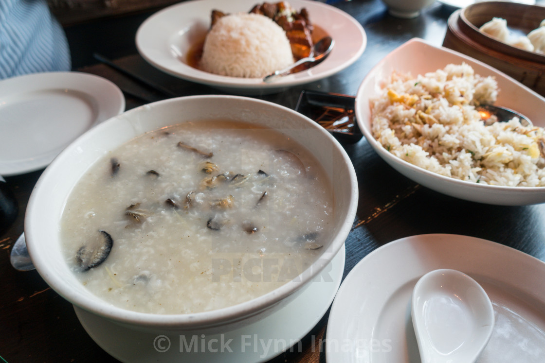 "Leong's Legend & Hotpot, Chinatown, 39 Gerrard St, London W1D 5Q" stock image