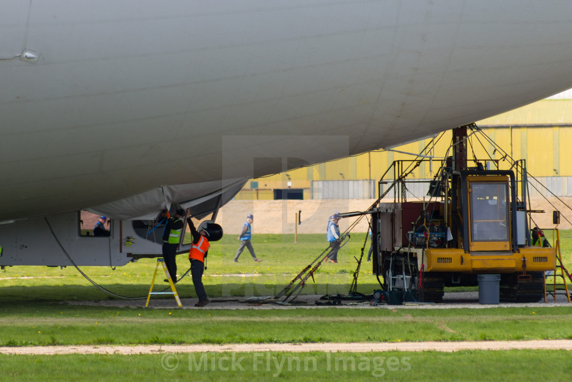 "Airlander 10 ready for lift off" stock image