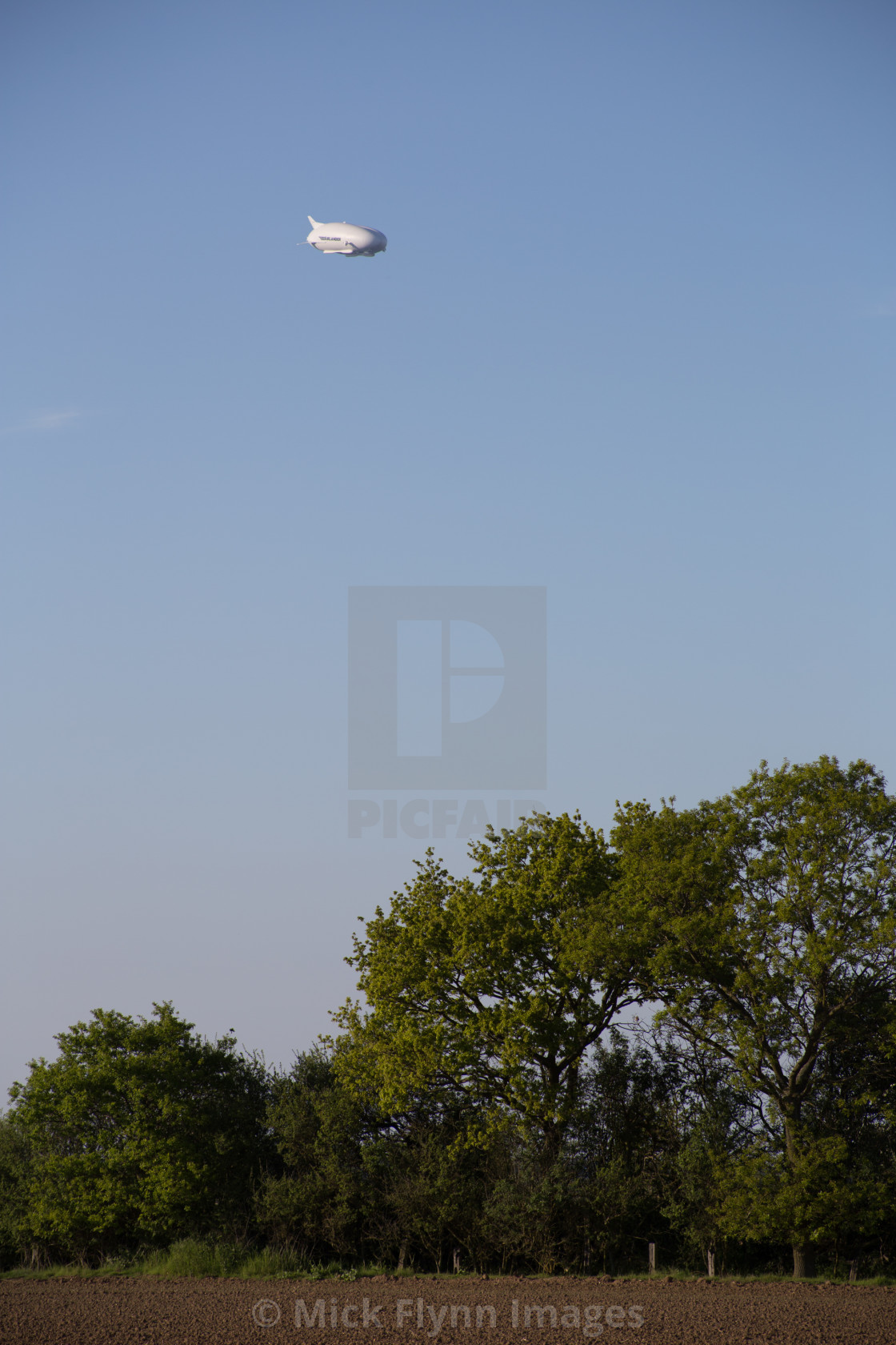 "Cardington, Bedfordshire, UK. 10th May, 2017. The Hybrid Air Vehicles..." stock image