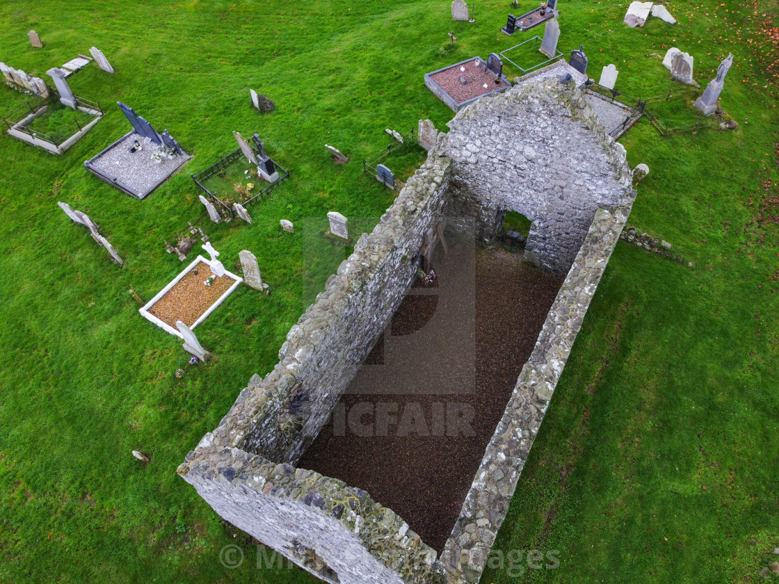 "The ruins of a 13th century Church at Cranfield and St Olcan's Shrine on the..." stock image