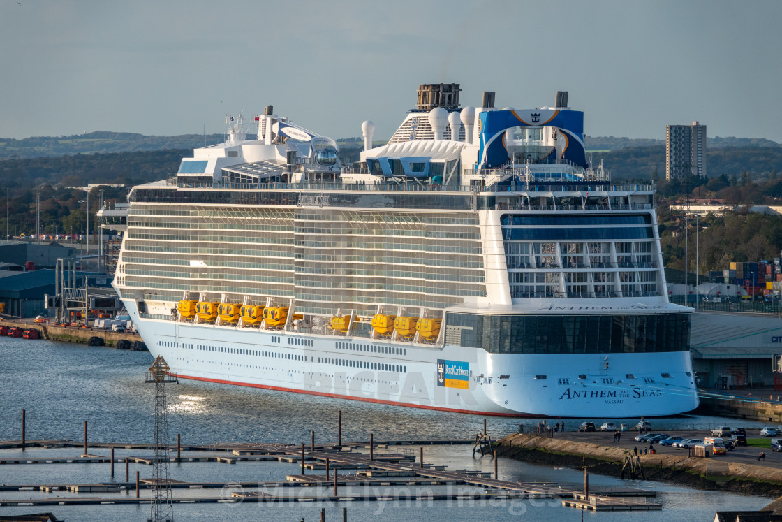 "The Royal Caribbean vessel ANTHEM OF THE SEAS berthed in the port of Southampton, UK" stock image