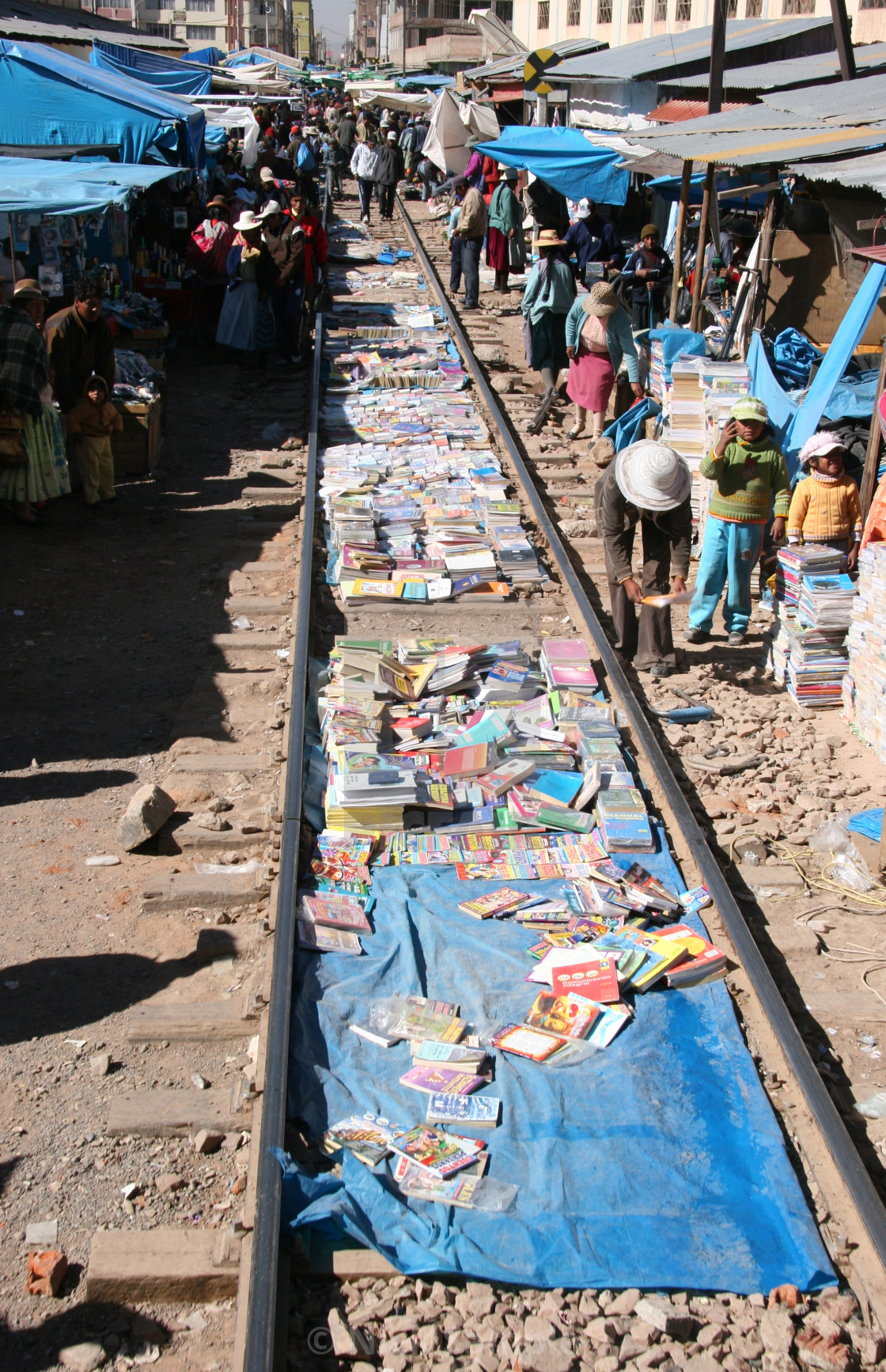 "Bookshop between the lines" stock image