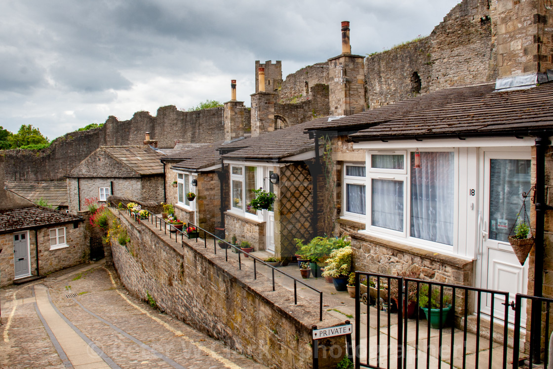 "Richmond, North Yorkshire, Streets and Shops" by Peter W. Clark - 'photographer' - £15.00 "Richmond, North Yorkshire, Streets and Shops" stock image