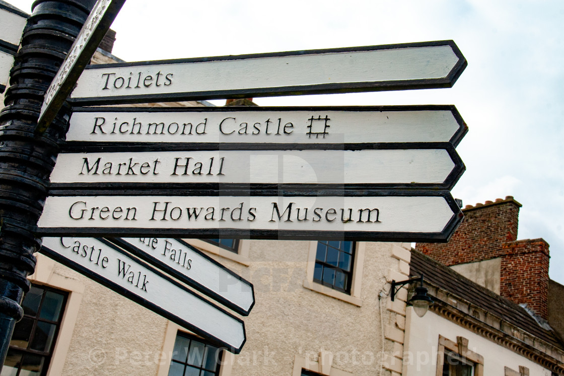"The Green Howards Regimental Museum, Richmond, North Yorkshire. Signpost." by Peter W. Clark - 'photographer' - £15.00 "The Green Howards Regimental Museum, Richmond, North Yorkshire. Signpost." stock image