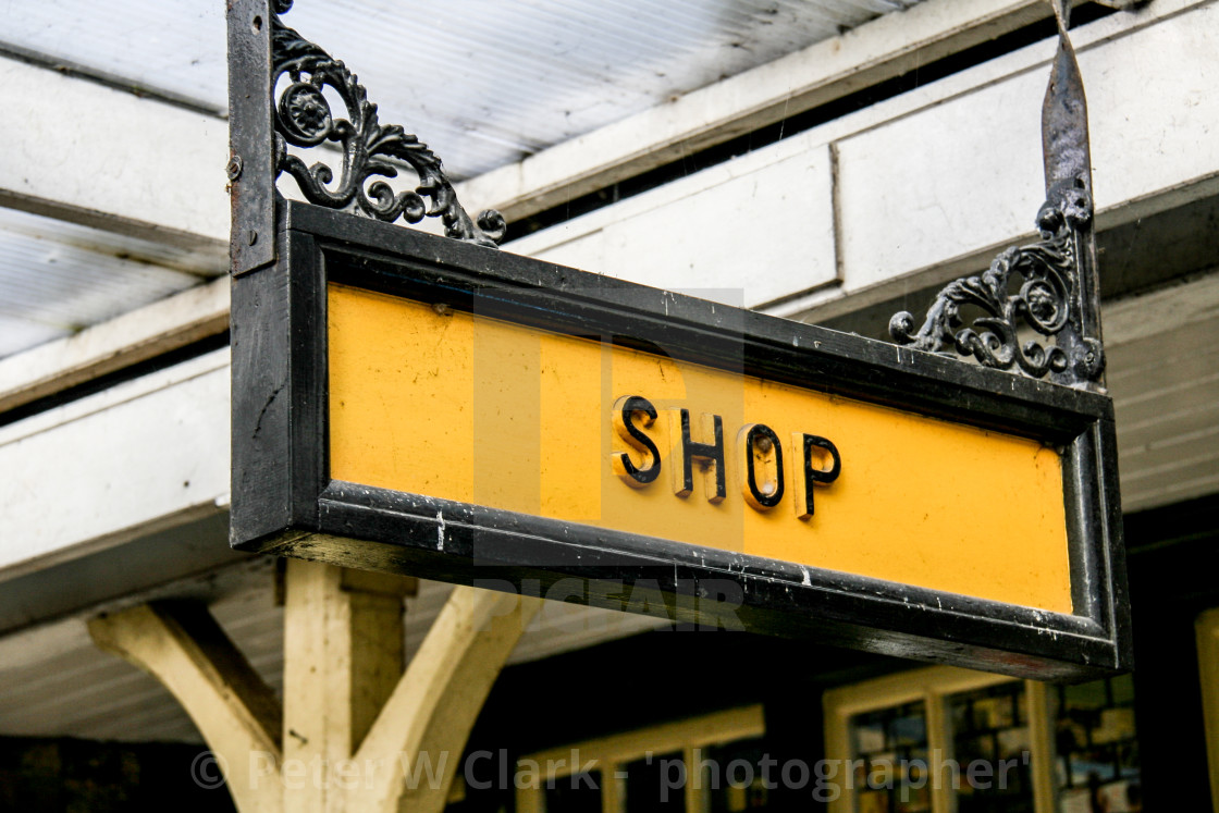 "Embsay and Bolton Abbey Steam Railway, Platform Sign, Shop." by Peter W. Clark - 'photographer' - £10.00 "Embsay and Bolton Abbey Steam Railway, Platform Sign, Shop." stock image