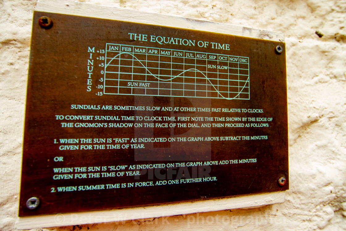 "Richmond, Yorkshire, Bridge Street,Sundial Explanation Plaque." by Peter W. Clark - 'photographer' - £15.00 "Richmond, Yorkshire, Bridge Street,Sundial Explanation Plaque." stock image