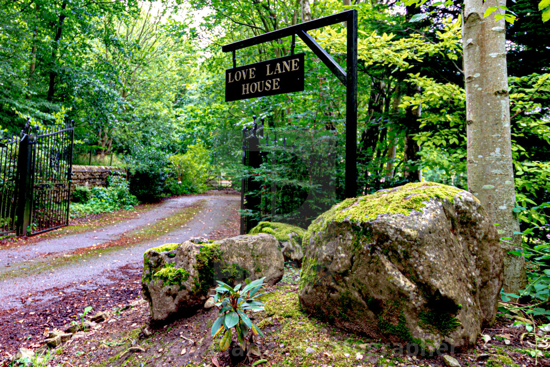 "Love Lane, Easby, Nr. Richmond, North Yorkshire." by Peter W. Clark - 'photographer' - £10.00 "Love Lane, Easby, Nr. Richmond, North Yorkshire." stock image