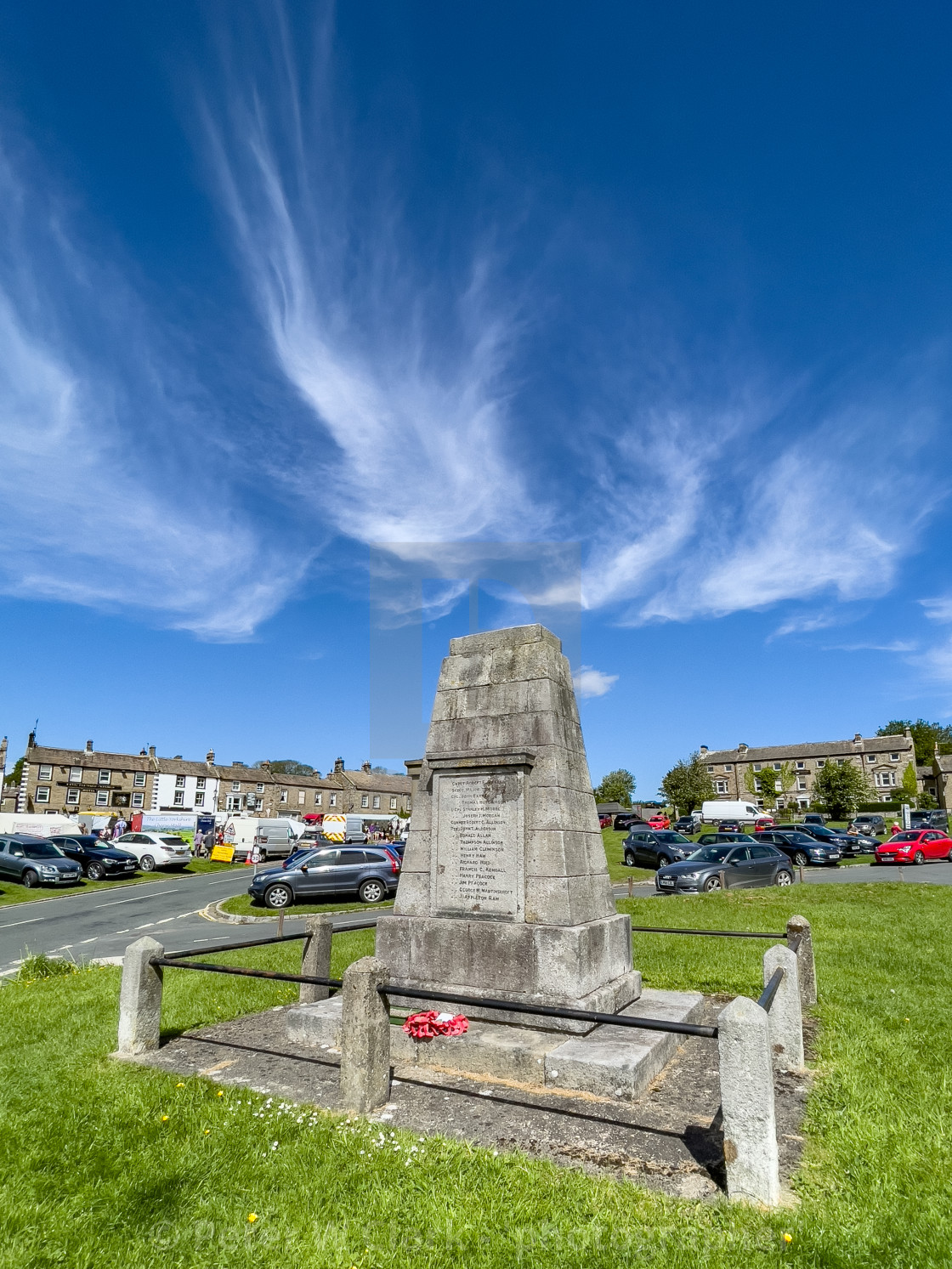 "War Memorial, Reeth, Swaledale." by Peter W. Clark - 'photographer' - £10.00 "War Memorial, Reeth, Swaledale." stock image