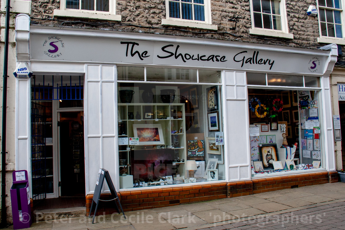 "Richmond, North Yorkshire, Streets and Shops" stock image