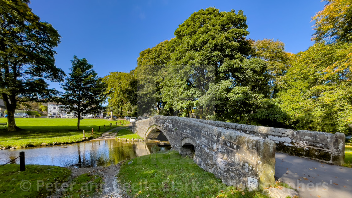 "Packhorse Bridge and Ford, Linton in Craven" stock image