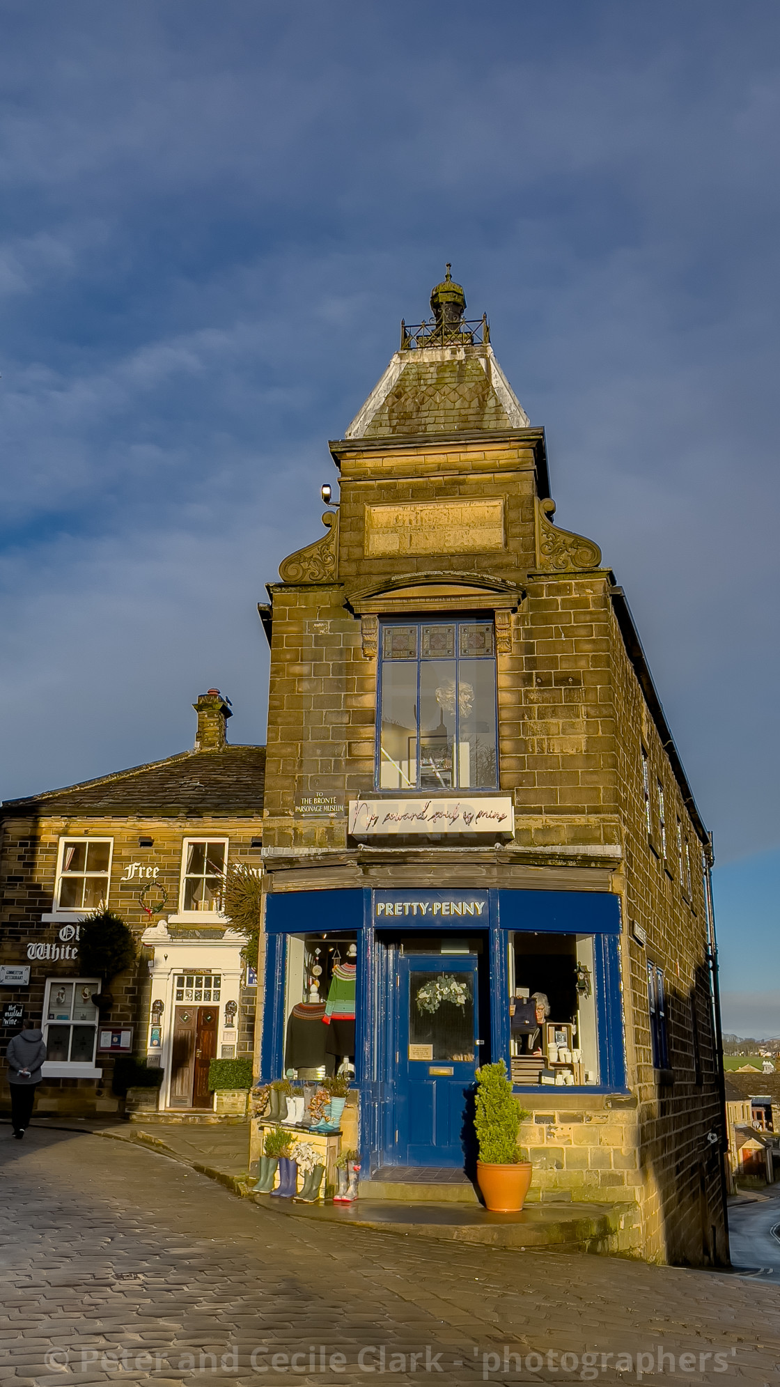 "Haworth Main Street, The Square, Setts and Shops" stock image