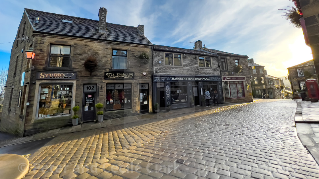 "Haworth Main Street, The Square, Setts and Shops" stock image