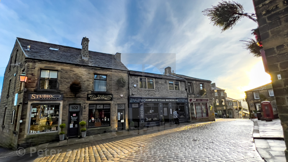 "Haworth Main Street, The Square, Setts and Shops" stock image