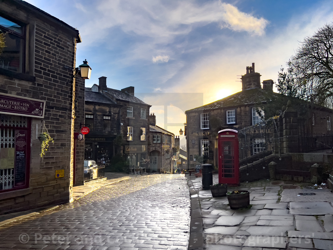 "Haworth Main Street, The Square, Setts and Shops" stock image