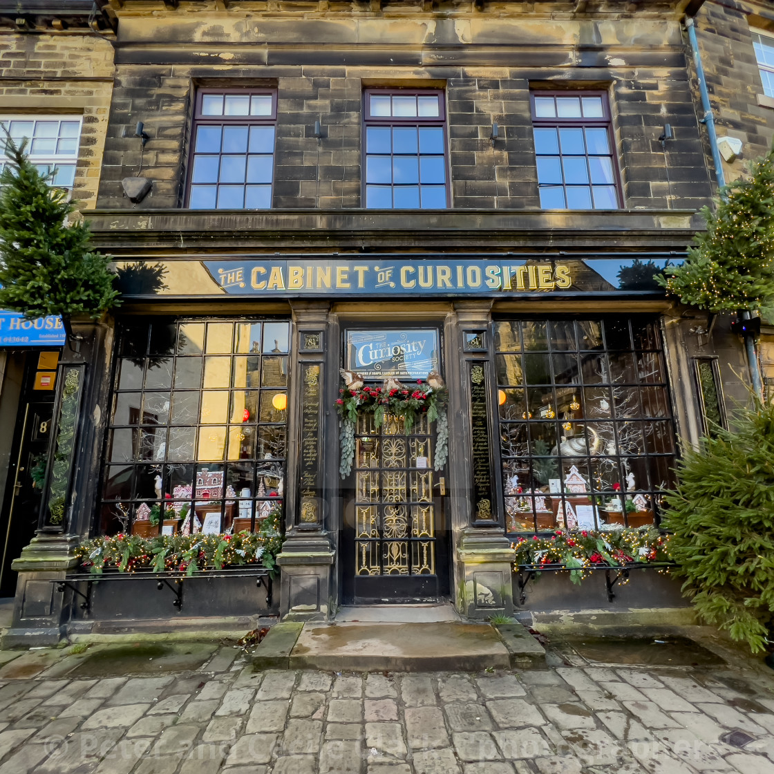 "Haworth Main Street, The Square, Setts and Shops" stock image