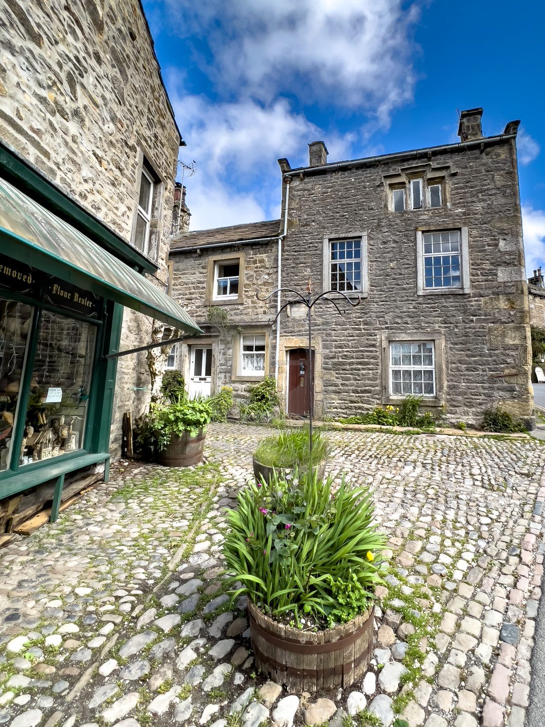 "Grassington, Cottage, Chamber End Fold." stock image