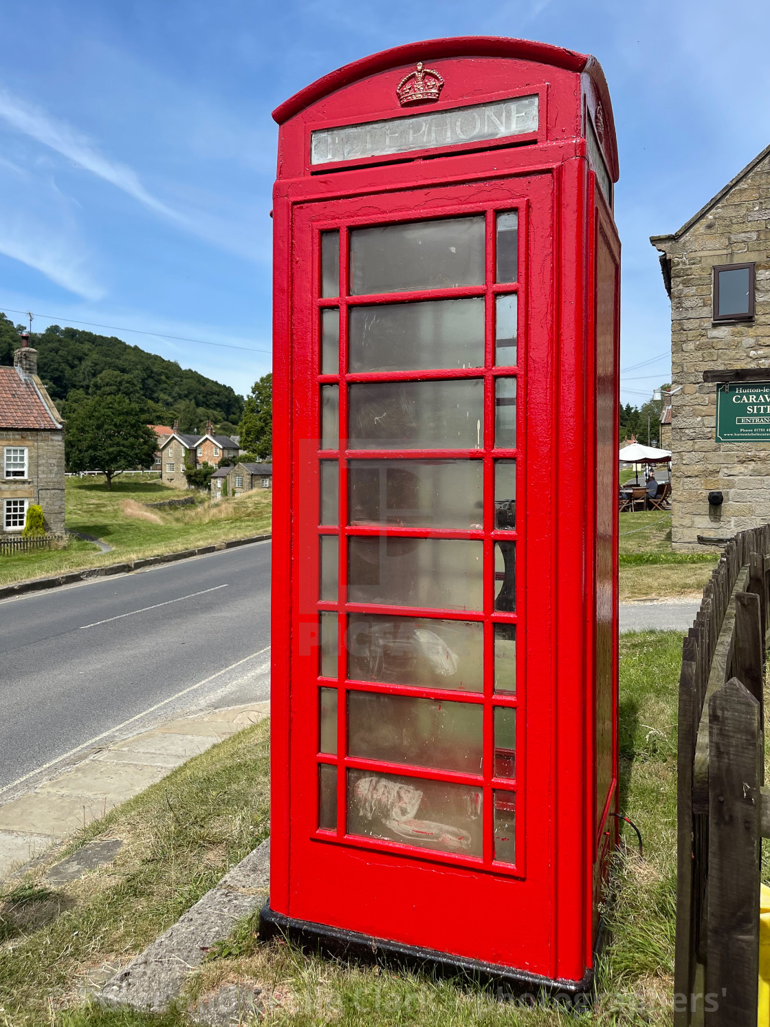 "Red Telephone Box, Hutton-le-Hole" stock image