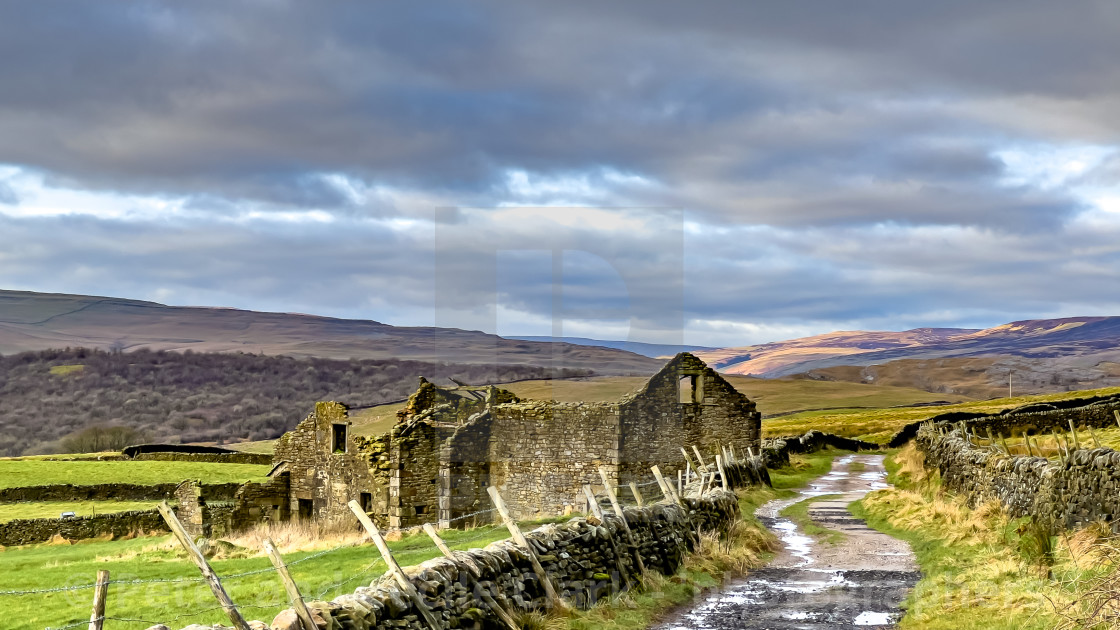 "Derelict Stone Built Farmhouse and Barn near Edge Lane, near Grassington, Yorkshire Dales, England. UK." stock image