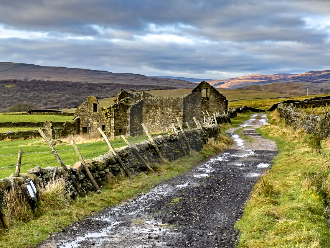 "Derelict Stone Built Farmhouse and Barn near Edge Lane, near Grassington, Yorkshire Dales, England. UK." stock image