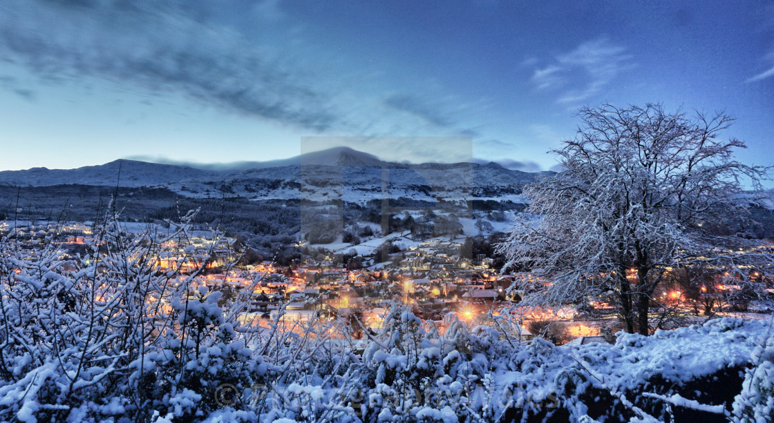 "Dolgellau & Cader Idris in the Snow" stock image