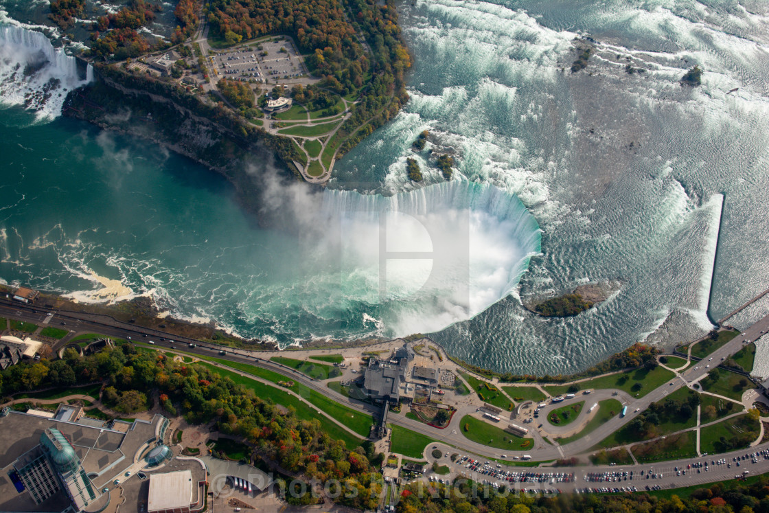 "Niagara falls." stock image