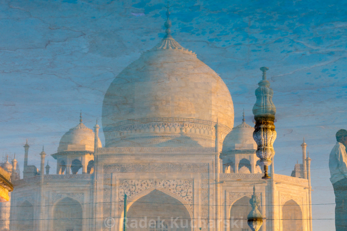 "Taj Mahal reflected in the garden's pool" stock image