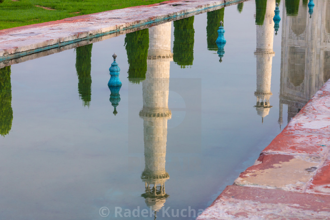 "Minarets of the Taj Mahal reflected in the garden's pool" stock image