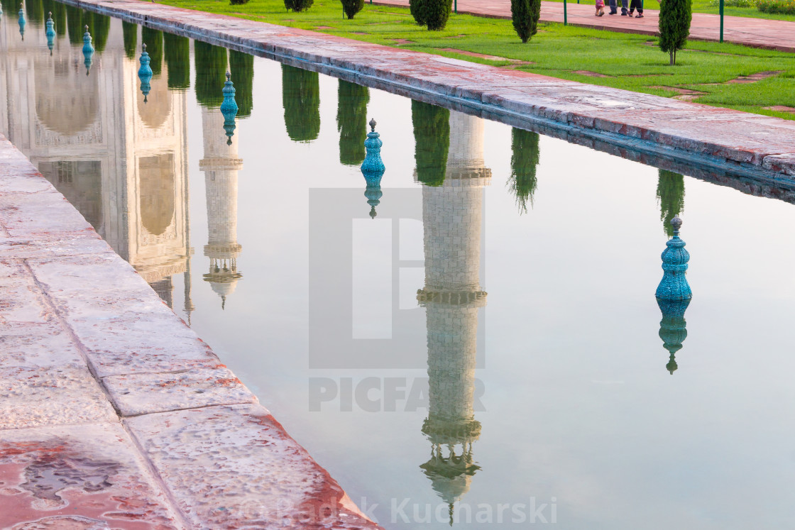 "Minarets of the Taj Mahal reflected in the garden's pool" stock image