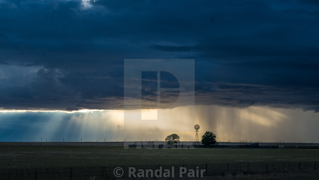 "Approaching thunderstorm" stock image