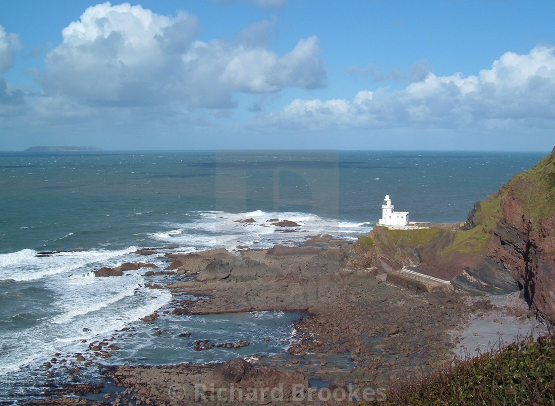 "HARTLAND POINT LIGHTHOUSE AND LUNDY ISLAND DEVON" by Richard Brookes - $18.07 "HARTLAND POINT LIGHTHOUSE AND LUNDY ISLAND DEVON" stock image