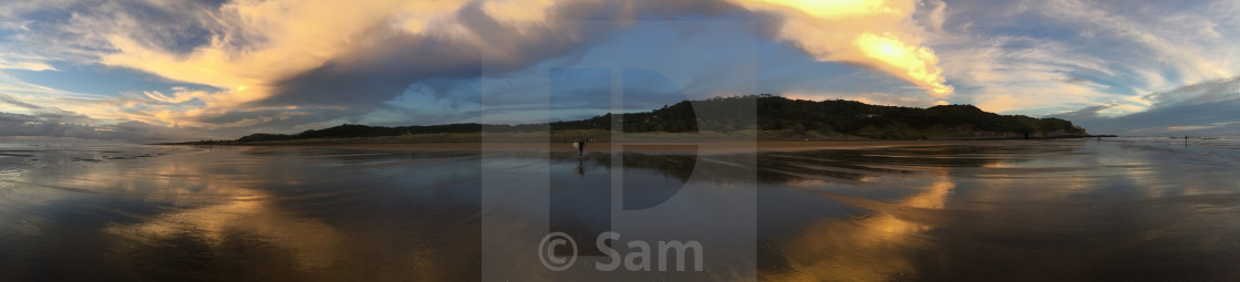"A Full Circle, at Muriwai Beach March 15th" by Sam - $13.08 "A Full Circle, at Muriwai Beach March 15th" stock image