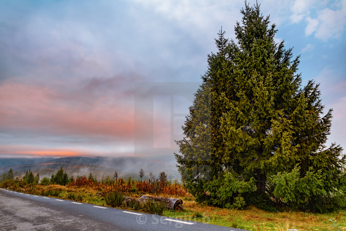 Seconds Before Sunset Mountain Top License Download Or Print For 3 47 Photos Picfair