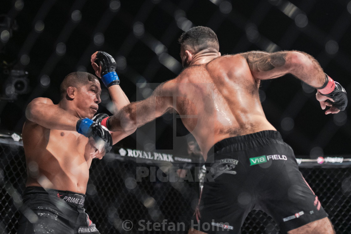 "Superior challenge 19 between Rostem Akman (SWE) and Mauricio Re" by Stefan Holm - $6.31 "Superior challenge 19 between Rostem Akman (SWE) and Mauricio Re" stock image