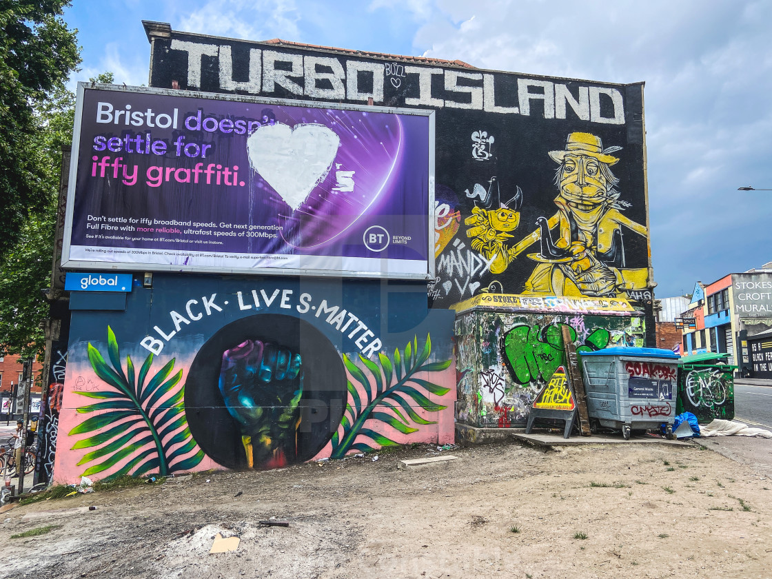 "Bristol doesn't settle for iffy graffiti" stock image