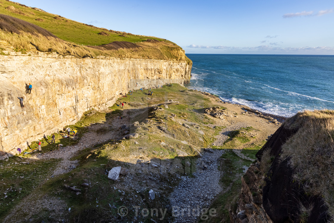 "December afternoon at Dancing Ledge" by Tony Bridge - £20.00 "December afternoon at Dancing Ledge" stock image