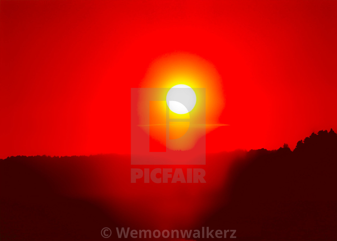 "Solstice Sun" by Wemoonwalkerz - £24.80 "Solstice Sun" stock image