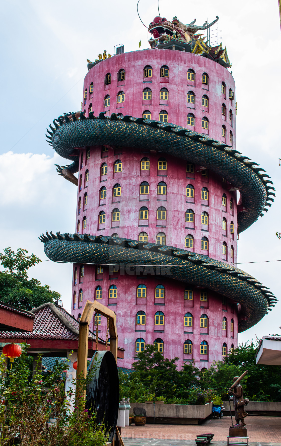 Wat Samphran Dragon Temple In Nakhon Pathom Thailand Asia License Download Or Print For 3 00 Photos Picfair