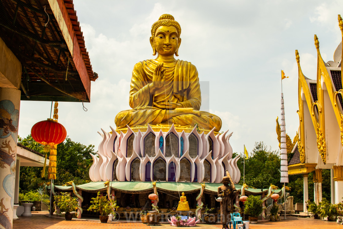 Wat Samphran Dragon Temple In Nakhon Pathom Thailand Asia License Download Or Print For 12 00 Photos Picfair