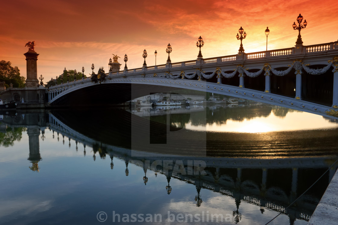 "Alexandre 3 bridge sunrise" stock image