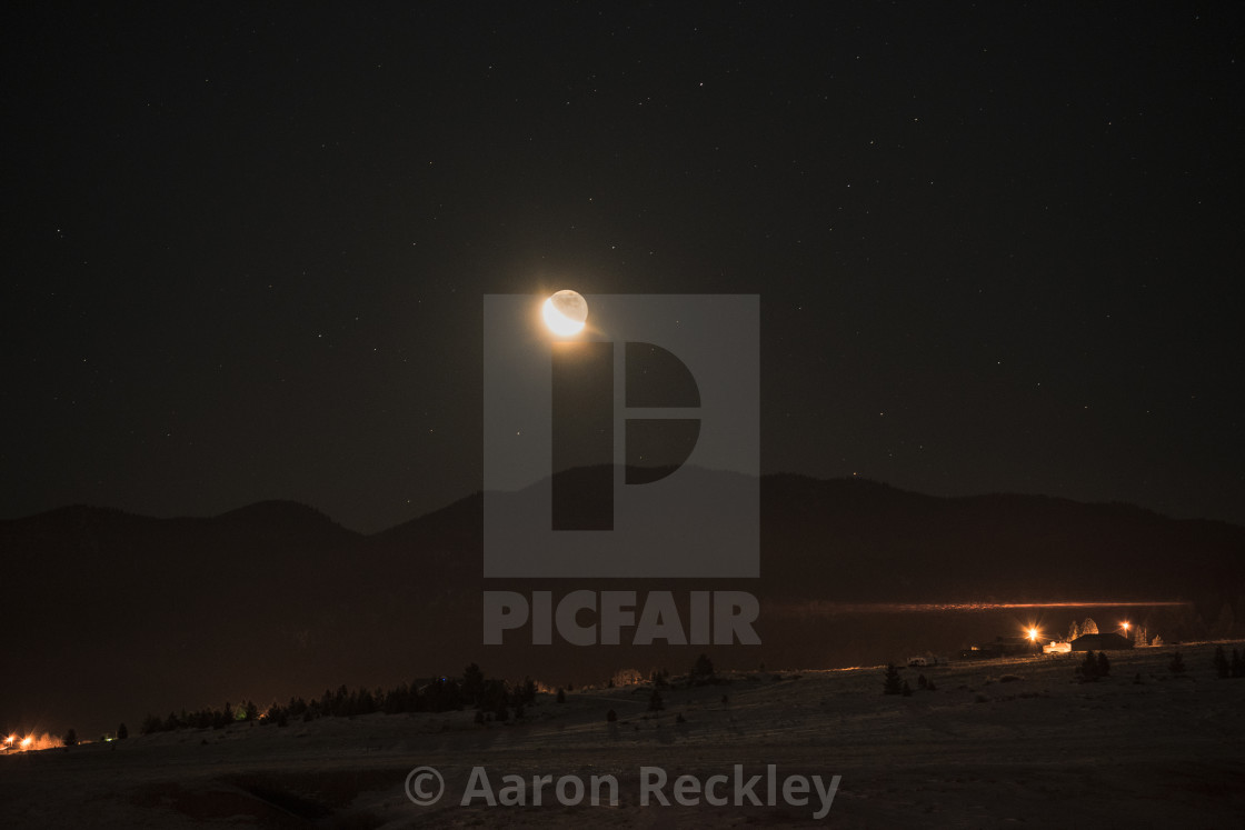 Half Moon Over Mountains License Download Or Print For 14 Photos Picfair