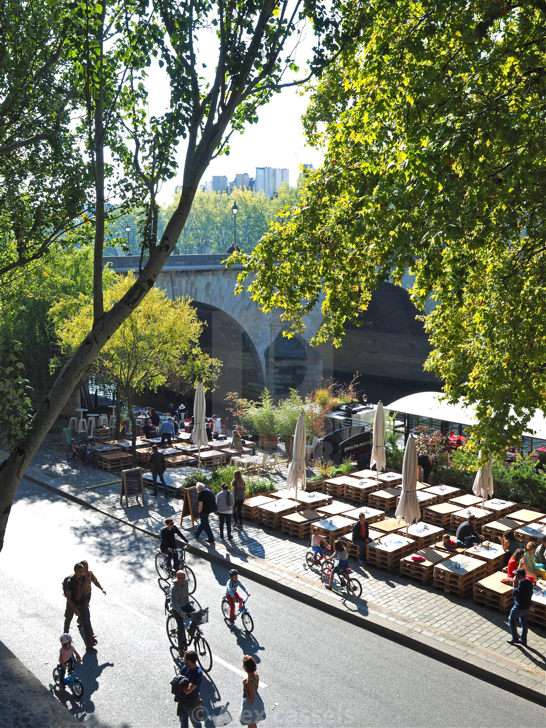 "Dimanche à Paris" stock image