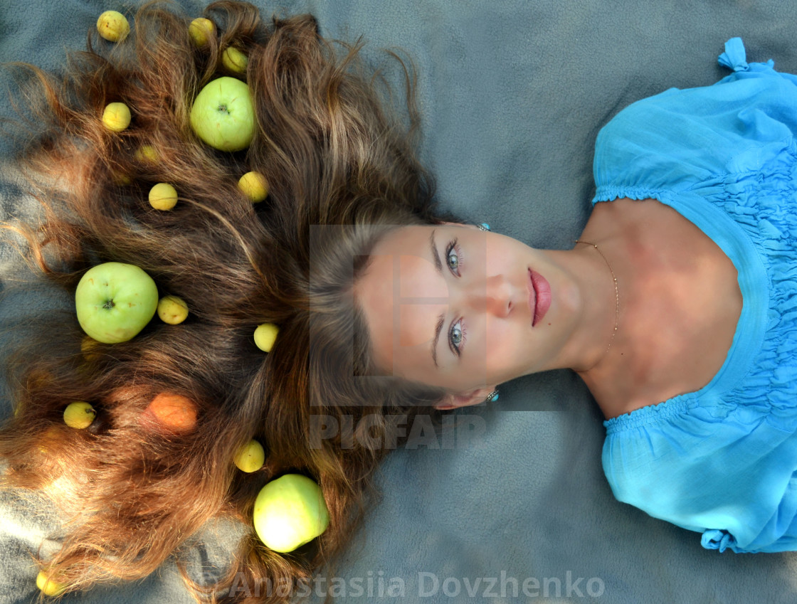 Apples, food in the hair, apples in the hair, vegetables in the hair, soft hair, fluffy hair, beautiful hair, brunette hair, natural hair, smooth hair, tasty hair, salon hair, straight hair, healthy, Apples, food in the hair, apples in the hair, vegetables in the hair, soft hair, fluffy hair, beautiful hair, brunette hair, natural hair, smooth hair, tasty hair, salon hair, straight hair, healthy,