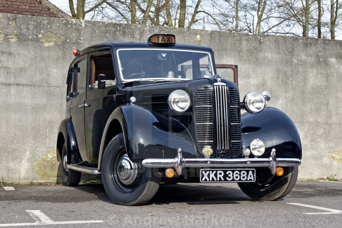 "1957 Austin FX3 Taxi" stock image