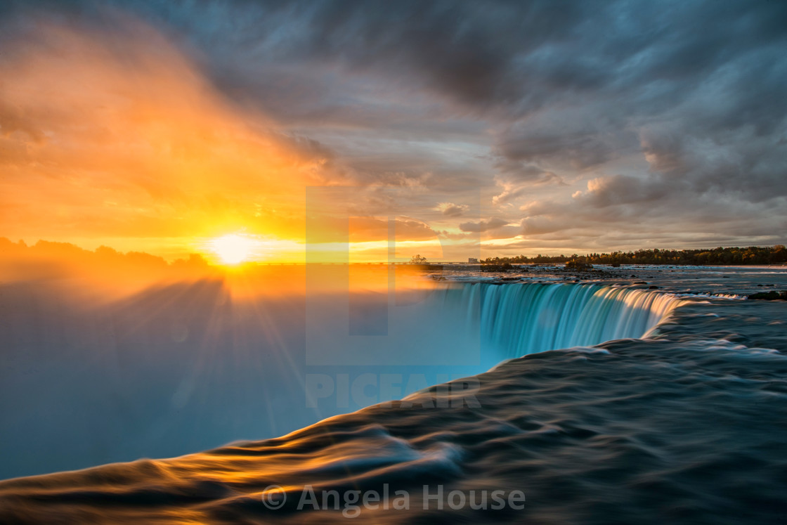 "Niagara Falls" stock image