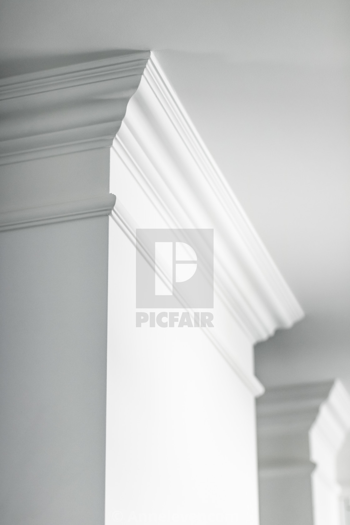 Molding On Ceiling Detail Interior Design And Architectural