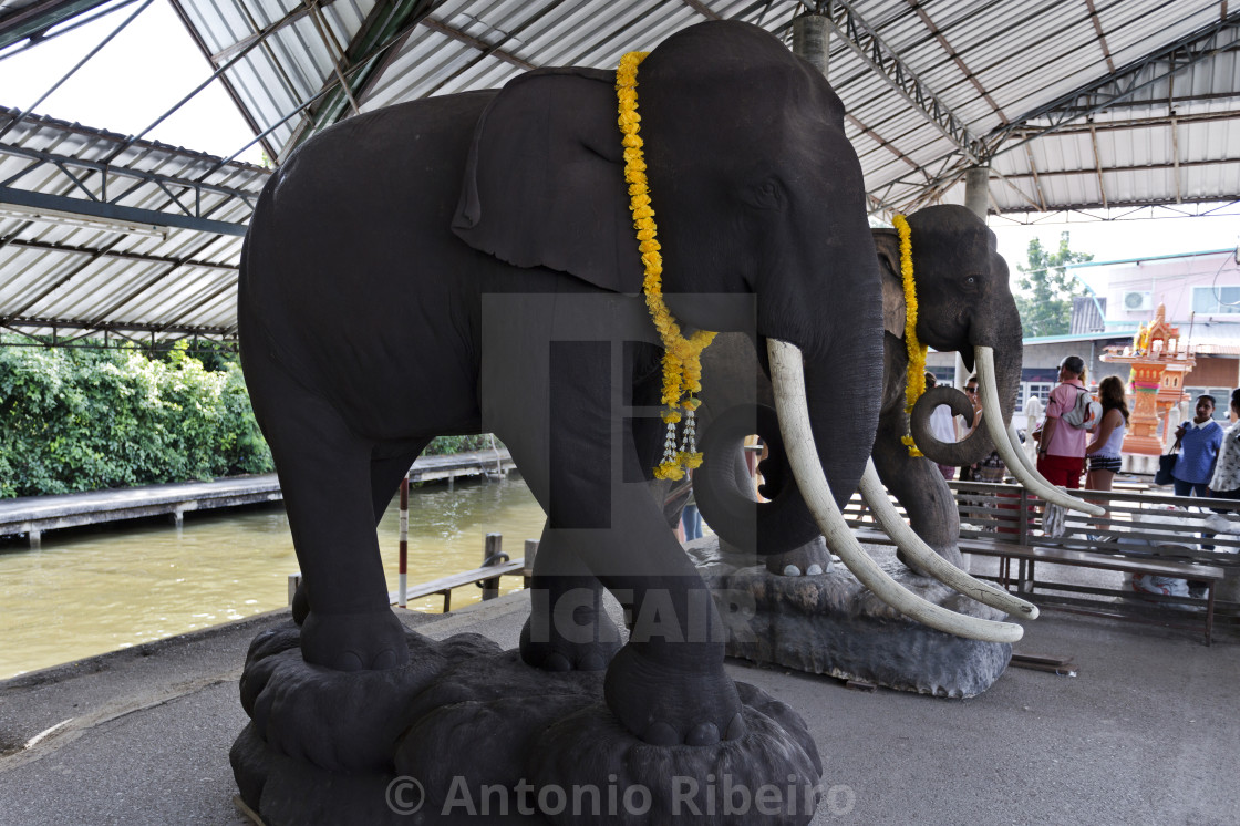 Ceramic Elephant Statues License Download Or Print For 10 00