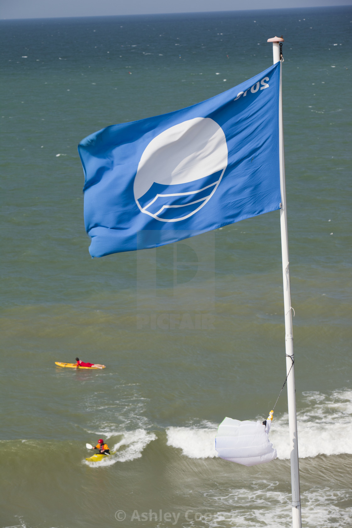 A Blue Flag Beach In Sheringham Norfolk Uk License Download Or Print For 37 Photos Picfair