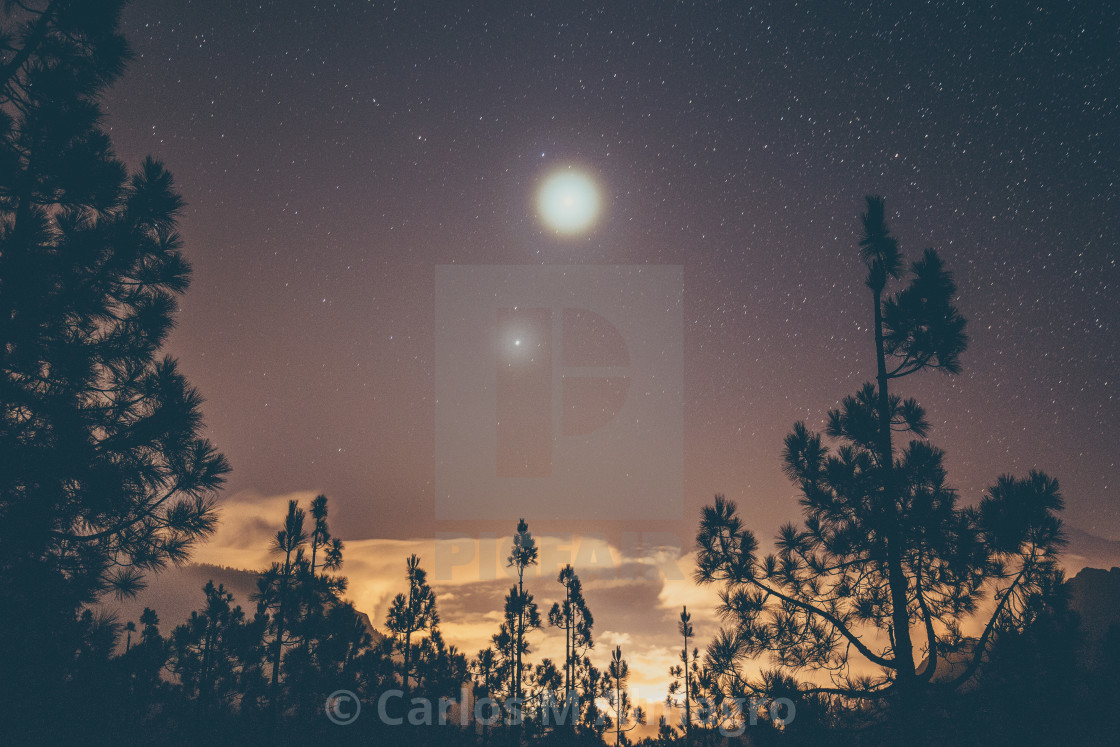 "Starry night" by Carlos M. Almagro - £14.88 "Starry night" stock image